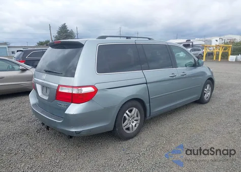 2005 Honda Odyssey Ex-L from USA, damaged, VIN 5FNRL38675B120881